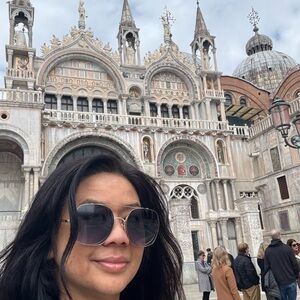 Meet your Posher, Genevieve